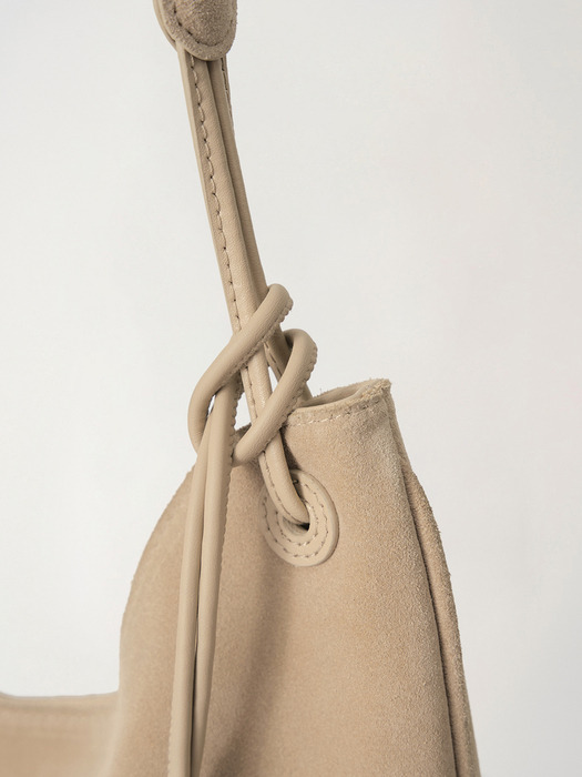 Medium shoulder hobo bag (Light beige suede)