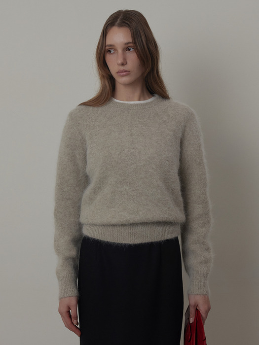 Angora Round-neck Knit-Pullover