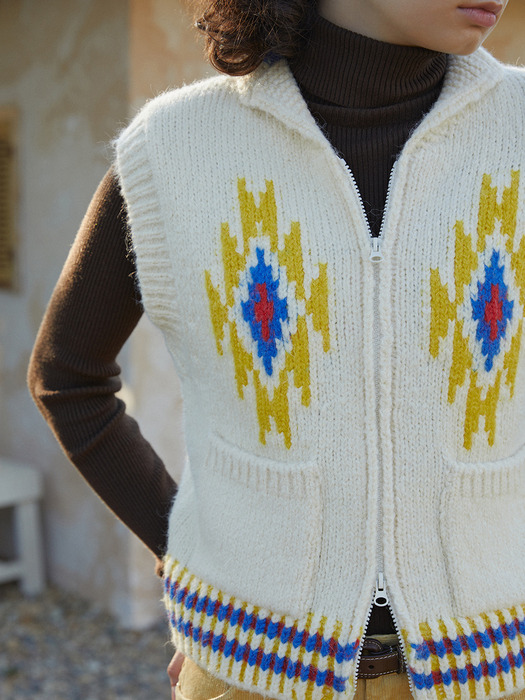 Navaho Alpaca Knit Vest (Cream)