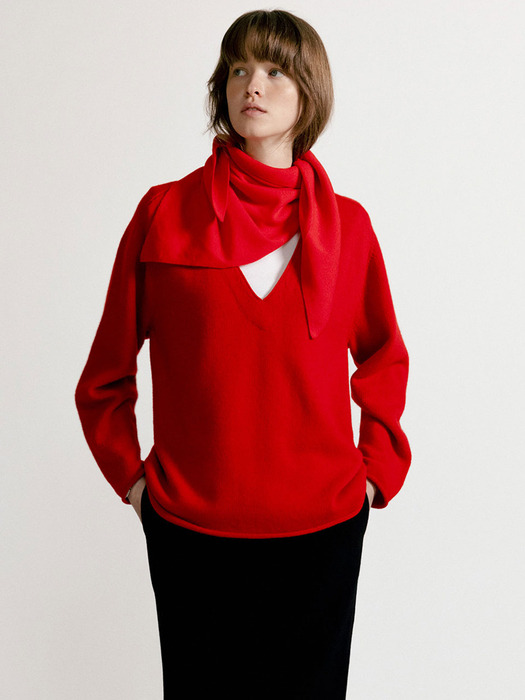 Cerin deep v-neck pullover (Red)