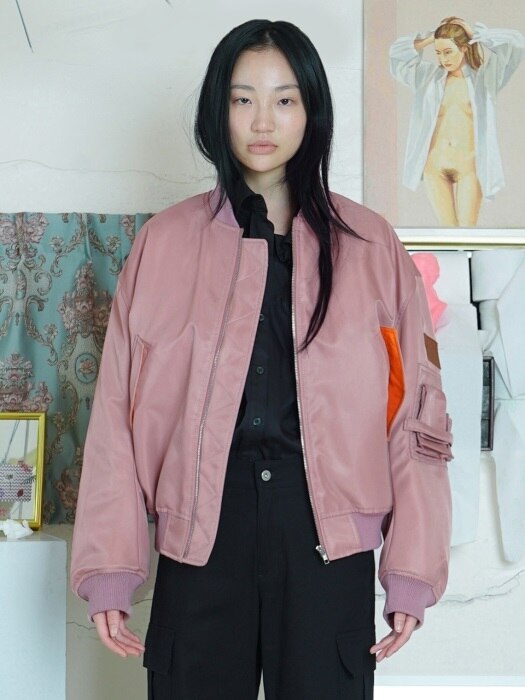 LEATHER PATCH MA-1 JUMPER [PINK]