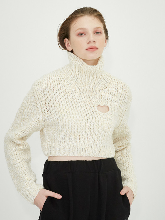 AW19 Cropped Hand Knit Top