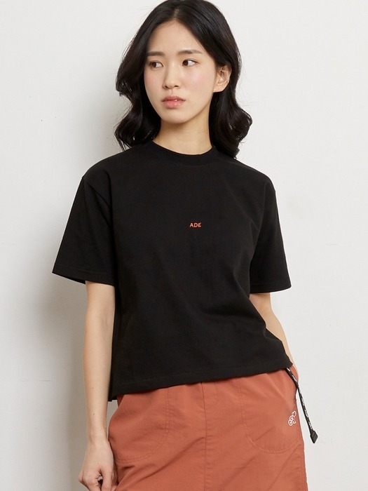 ADT014_Minimal Logo Crop TEE_Black