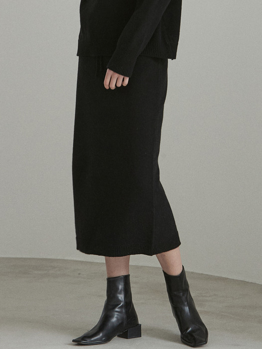 [By Joorti] J586 lambswool skirt (black)