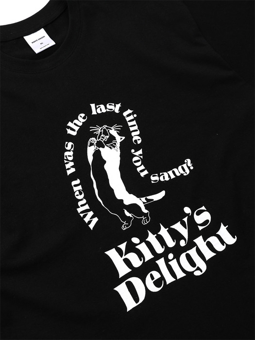 Kitty`s delight short sleeve T-shirt black