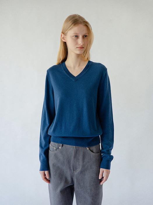 Merino V Neck Knit in Ocean