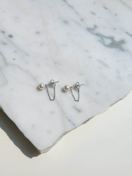 92.5 Silver Pearl Link Earrings