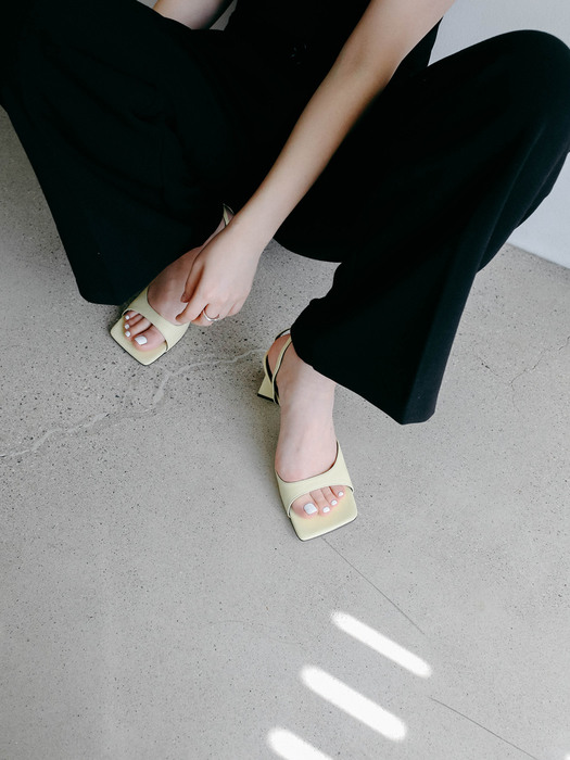Simple Strap Sandal - Yellow (5cm)