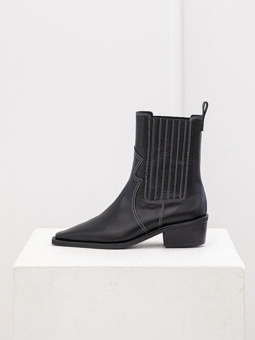 Tau Chelsea-Boots 타우 첼시부츠 21F22BK