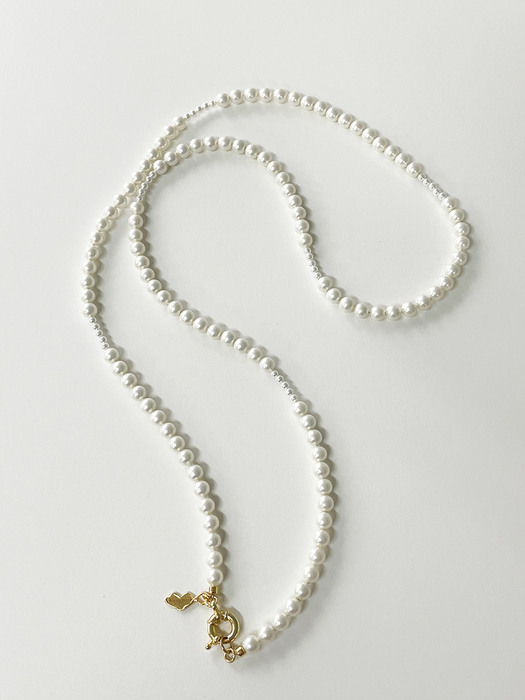 gorgeous pearl necklace (Silver 925)