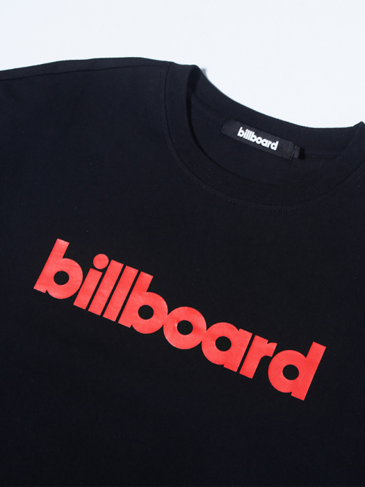 Billboard Big Logo Half T-Shirt_Black