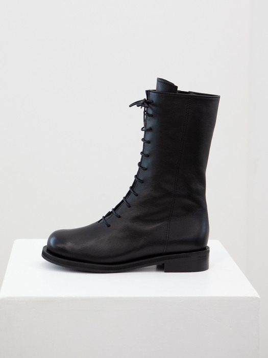 MOON  LACE-UP ANKLE BOOTS 22F10BK 문 레이스업 앵클부츠