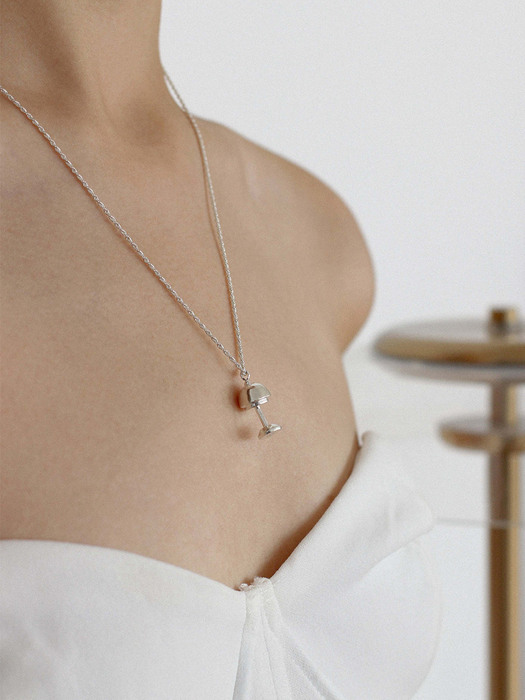 Lamp necklace