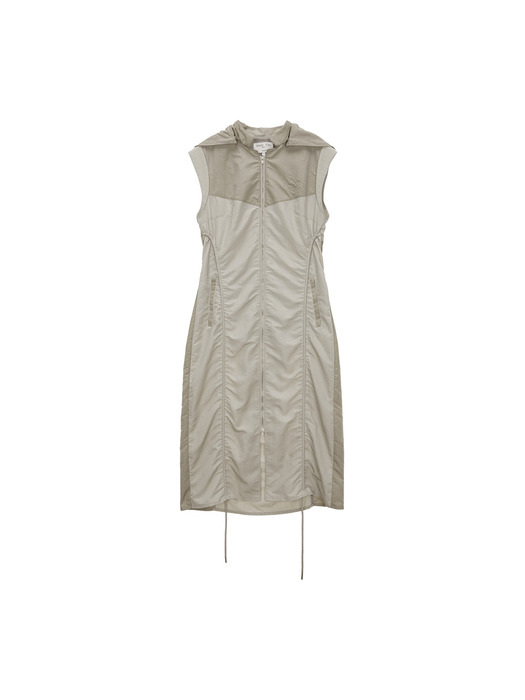 SHIRRING SLEEVELESS ZIP UP DRESS IN BEIGE