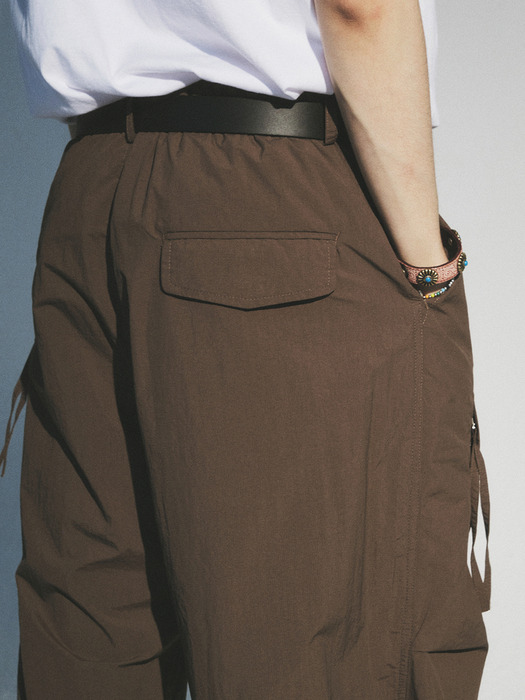 REFINE NYLON PARACHUTE PANTS_BR