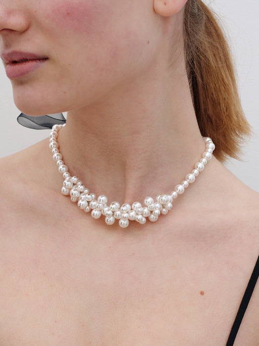 Pearl With Ribbon Necklace