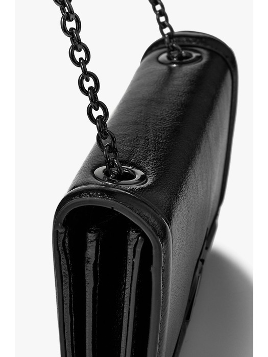 AX 여성 페이크 레더 체인 플랩 지갑-블랙(A424170014)