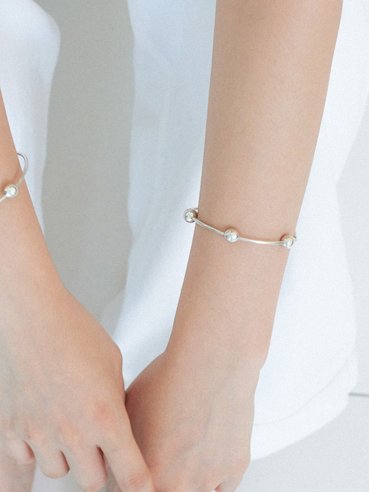 quinetet ball cuff bracelet