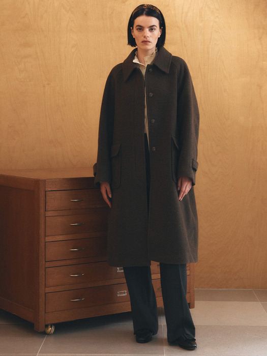 Cashmere Balmacaan Coat