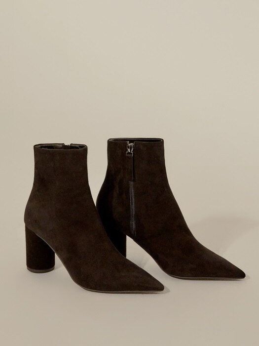 Sharp and Neat Ankle Boots_MM011S_BK