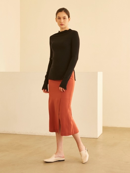 19SS FOUR VENTED SKIRT CALM RED