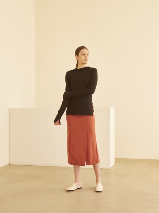 19SS FOUR VENTED SKIRT CALM RED