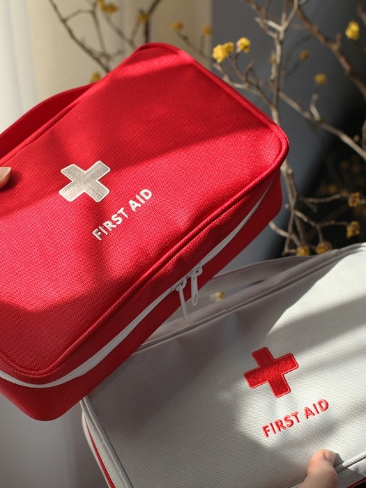 FIRST-AID POUCH L-여행용구급파우치라지