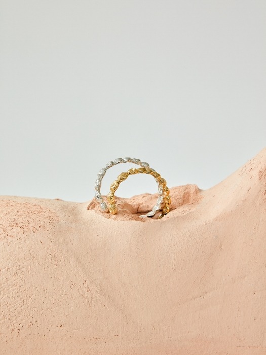 The Wet Sand Cuff Gold