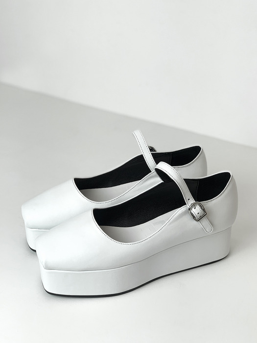 Ballet Toe Mary Jane Platforms | White