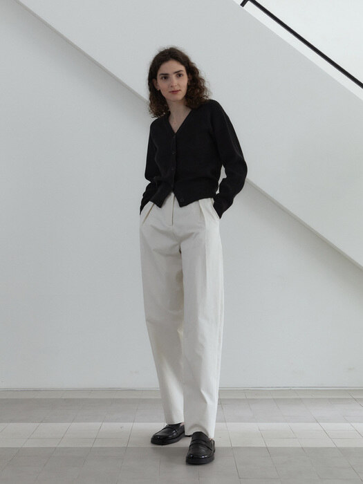 21S WIDE VOLUME PIN-TUCK PANTS (IVORY)