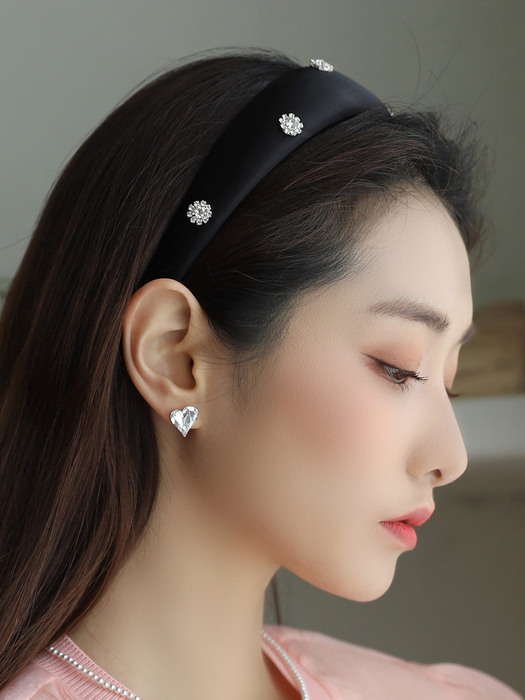 Black cubic hairband