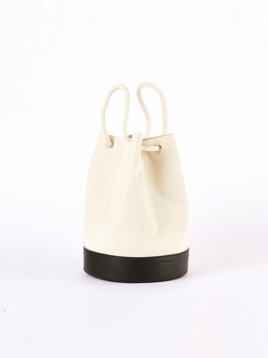 [블랭크03 X 리프레임 ]leather mixed canvas bucket bag ECRU