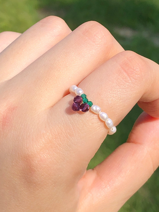raspberry pearl ring