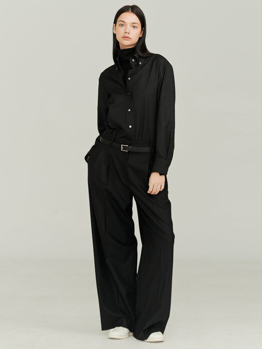 LINDA BLACK TUCKED WIDE PANTS