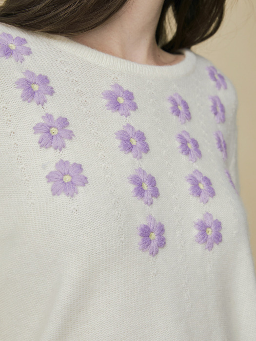 SHELLY 16 FLOWERS KNIT TOP - Ivory