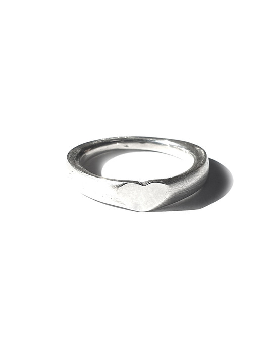 Heart Classic (ring)