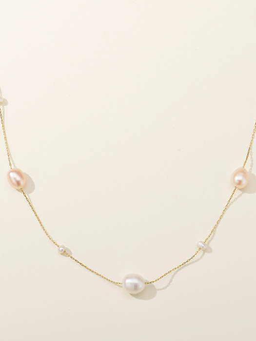 Freshwater Pearl Floating Necklace