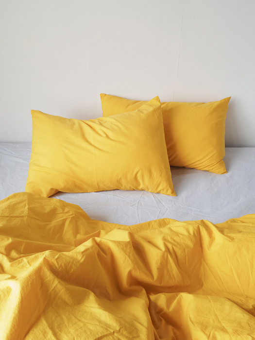 Mango yellow pillow cover