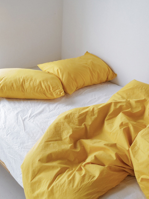 Mango yellow pillow cover