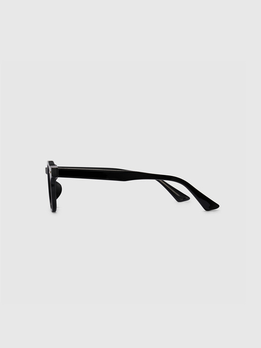 DILLAC black