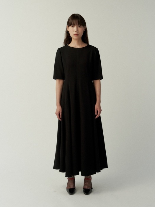 Testaro Maxi Dress [Black]