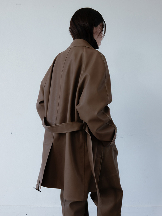 Garment Faux Leather Coat_Beige
