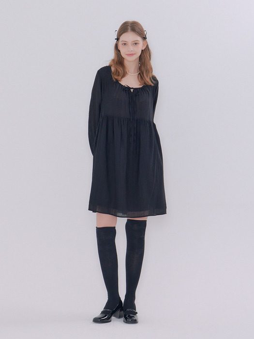 MET square neck shirring dress black