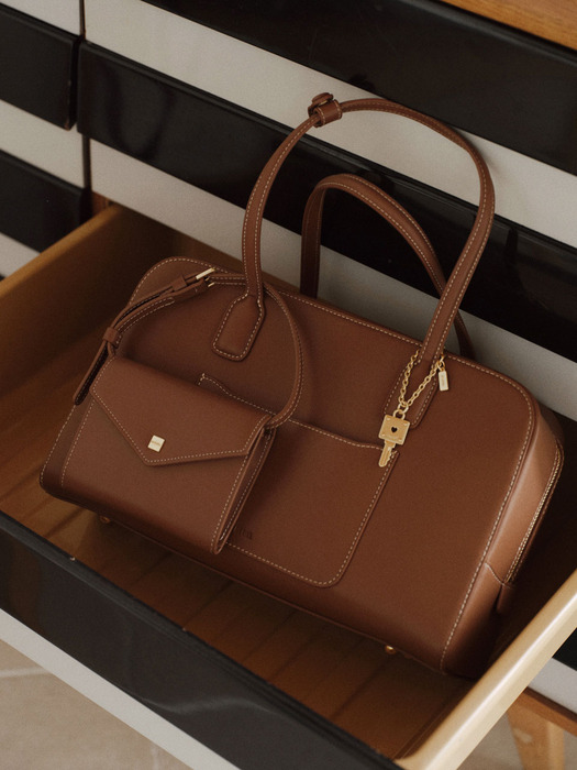 Cayley Boston Bag Plus Tan Brown