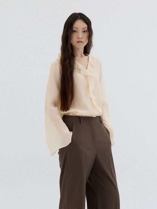 TEXTURED FRILL BLOUSE_LIGHT BEIGE