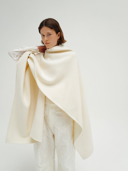 Handmade wool cape (ivory / beige / black)