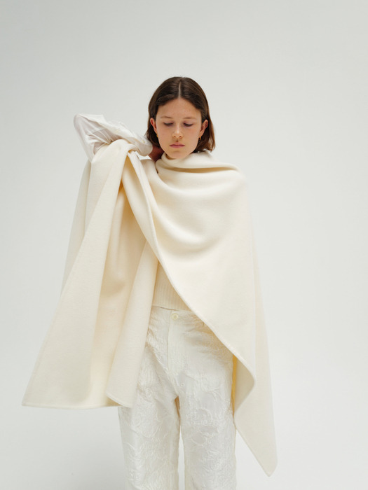 Handmade wool cape (ivory / beige / black)