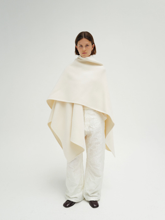 Handmade wool cape (ivory / beige / black)