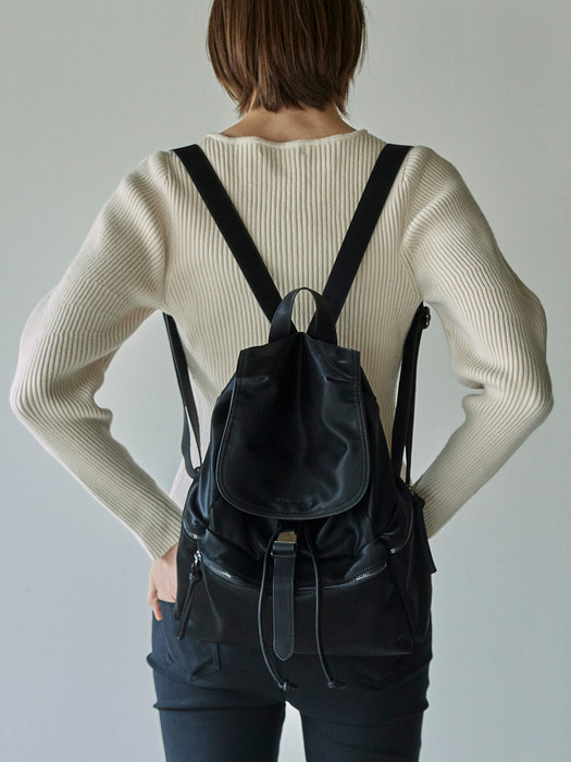 Smooth Back Pack_Black