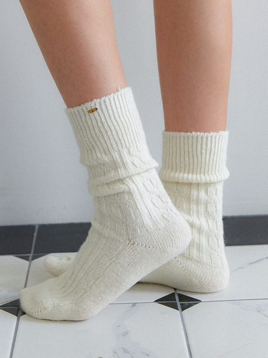 WOOL BLENDED KNIT SOCKS SO017